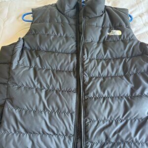 Aconcagua 3 Vest. Never worn M